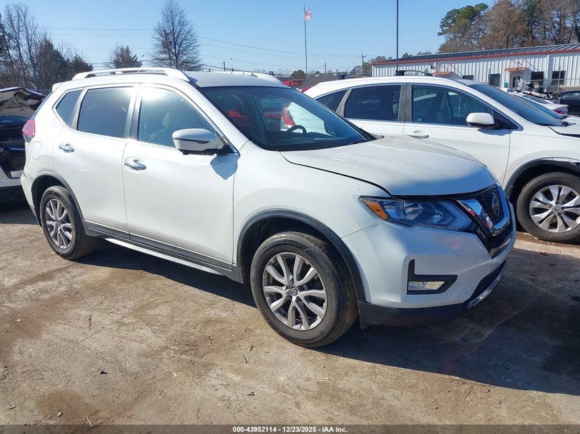 KNMAT2MV0JP513819 2018 Nissan Rogue Sv auction photo 1
