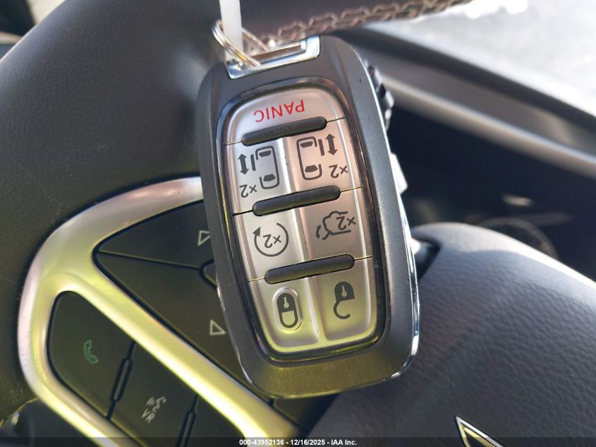 2025 Chrysler Pacifica Select VIN: 2C4RC1BG3SR584658 Lot: 43952136