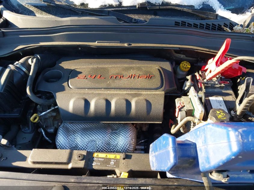 2020 Jeep Renegade Latitude 4X4 VIN: ZACNJBBB9LPM03385 Lot: 43952233