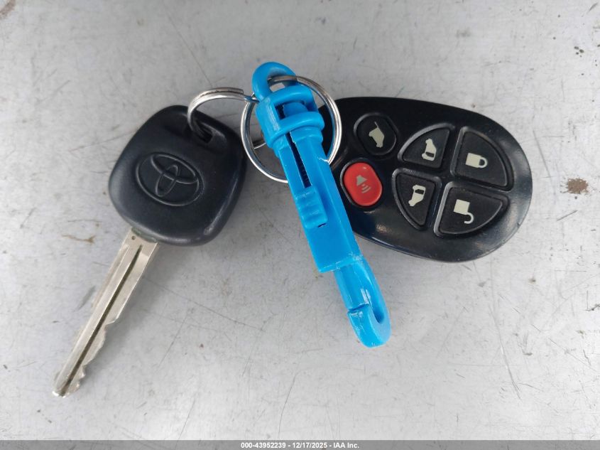 2005 Toyota Sienna Xle Limited VIN: 5TDZA22C55S221671 Lot: 43952239