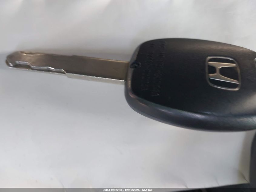 2007 Honda Civic Lx VIN: JHMFA16517S007519 Lot: 43952258