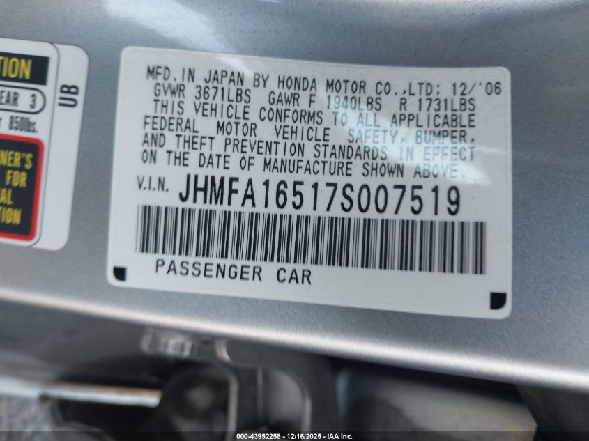 2007 Honda Civic Lx VIN: JHMFA16517S007519 Lot: 43952258