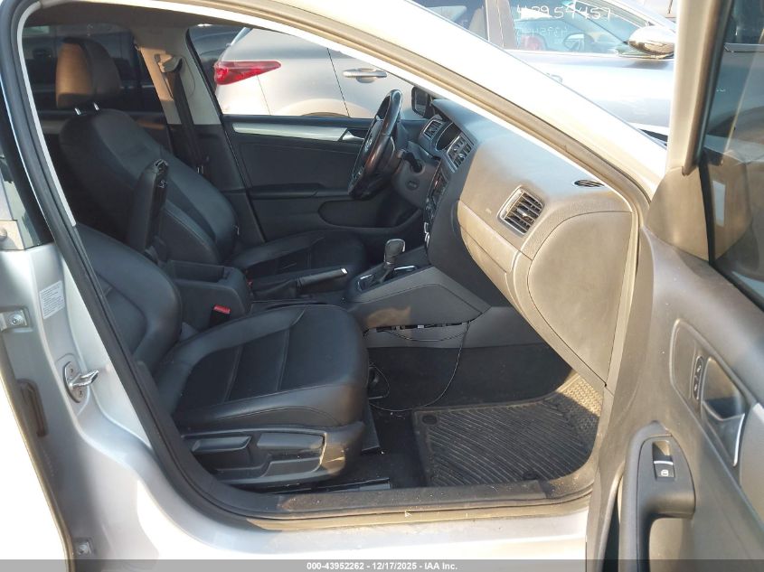 2015 Volkswagen Jetta 1.8T Se VIN: 3VWD07AJ8FM332367 Lot: 43952262