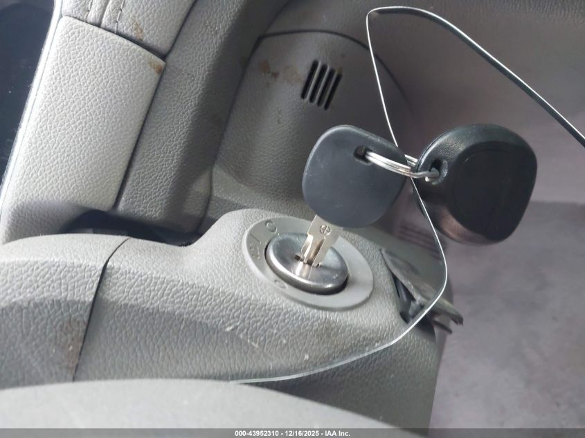 2016 Chevrolet Traverse Ls VIN: 1GNKRFKD9GJ137385 Lot: 43952310