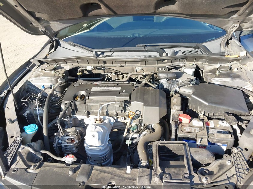 1HGCR2F3XDA122723 2013 HONDA ACCORD photo no. 10