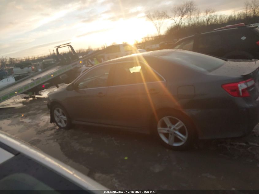 2014 Toyota Camry Se VIN: 4T1BF1FKXEU775729 Lot: 43952347