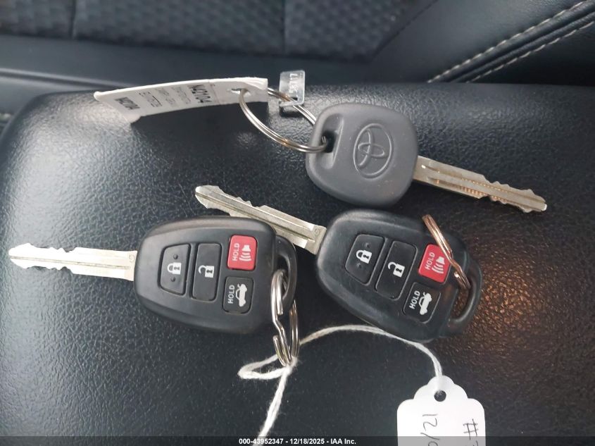 2014 Toyota Camry Se VIN: 4T1BF1FKXEU775729 Lot: 43952347