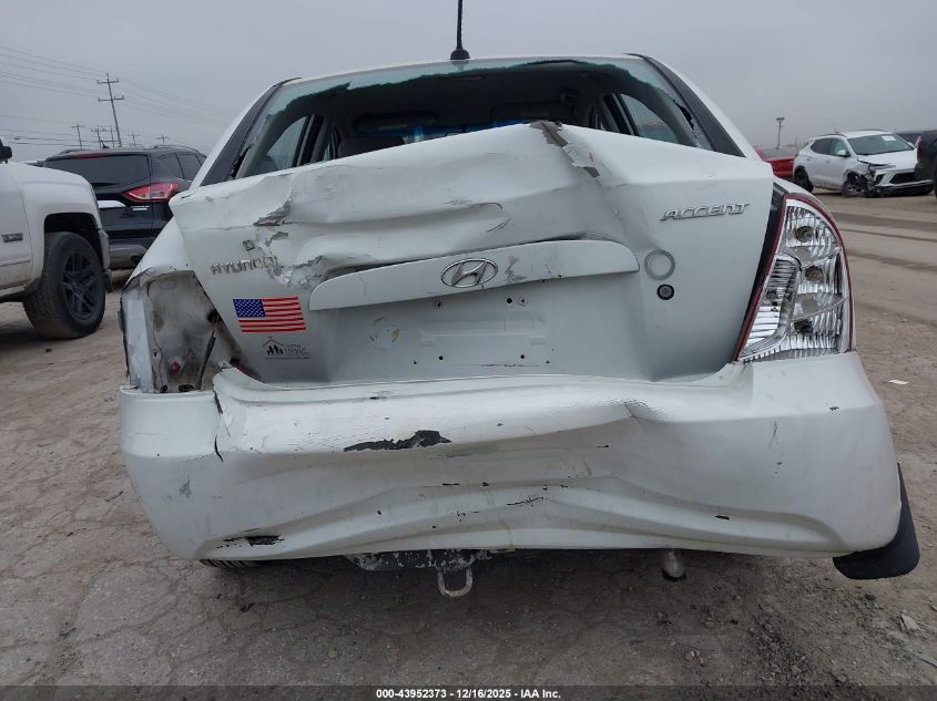 2008 Hyundai Accent Gls VIN: KMHCN46C18U242772 Lot: 43952373