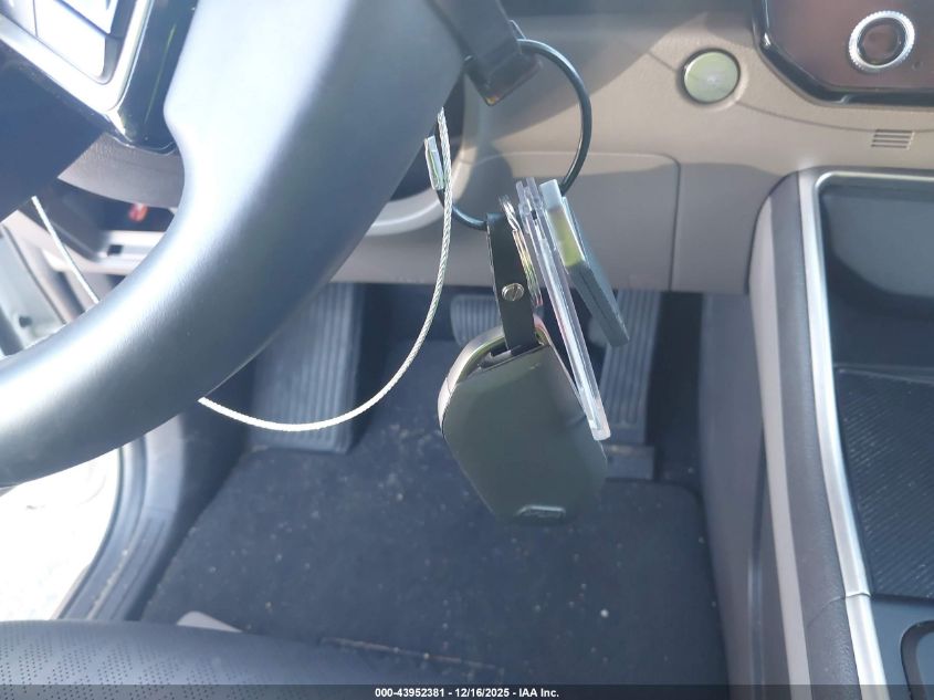 2025 Kia Carnival Mpv Lxs VIN: KNDNB5K37S6530101 Lot: 43952381