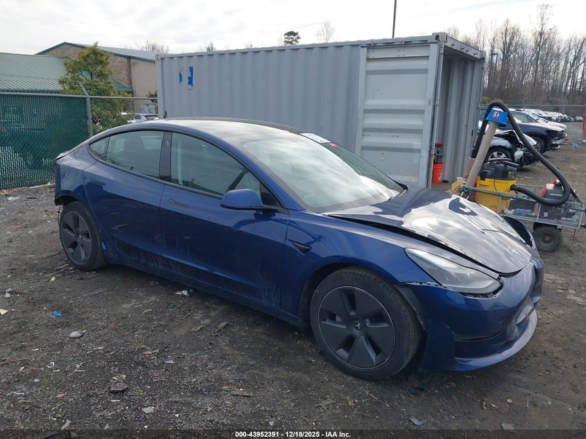 2021 Tesla Model 3 Standard Range Plus Rear-Wheel Drive
