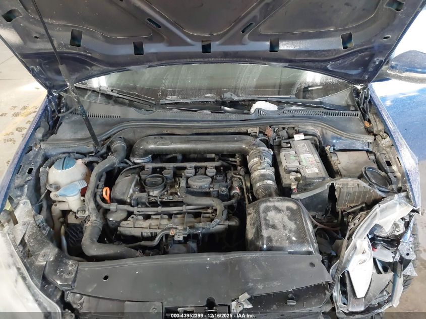 2010 Volkswagen Gti 2-Door VIN: WVWFD7AJ3AW239443 Lot: 43952399