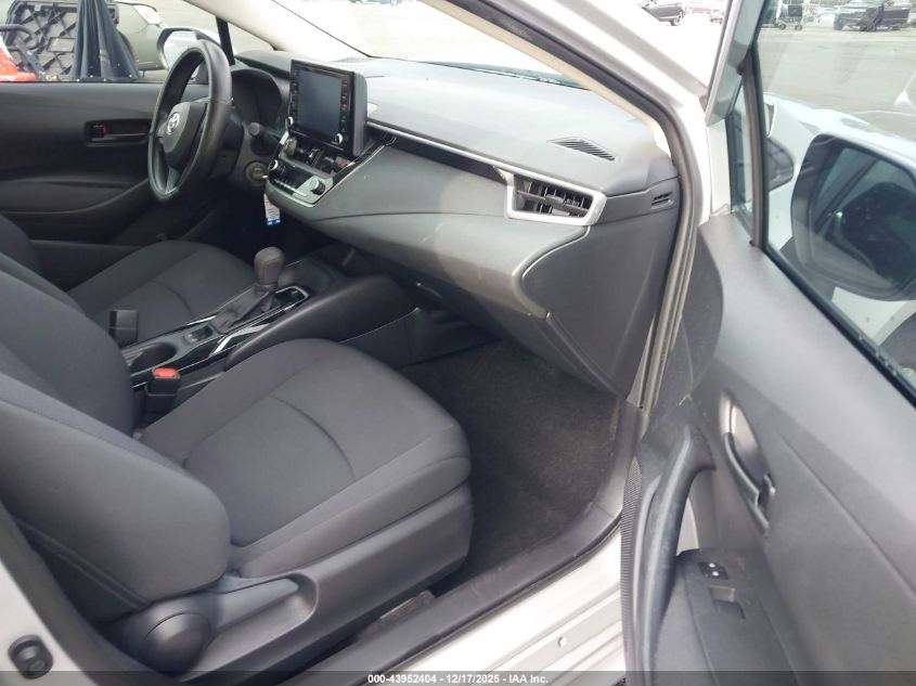 2022 Toyota Corolla Le VIN: 5YFEPMAE8NP296451 Lot: 43952404