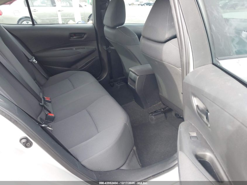 2022 Toyota Corolla Le VIN: 5YFEPMAE8NP296451 Lot: 43952404