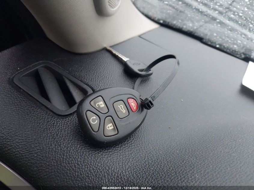 2014 Chevrolet Tahoe Lt VIN: 1GNSKBE01ER121458 Lot: 43952410