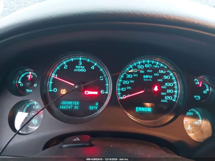 2014 Chevrolet Tahoe Lt VIN: 1GNSKBE01ER121458 Lot: 43952410