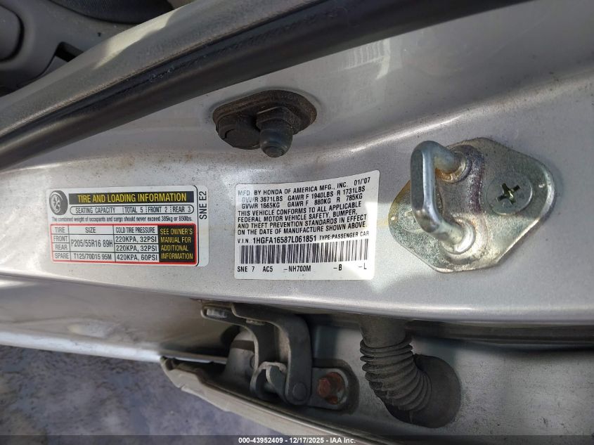 2007 Honda Civic Ex VIN: 2HGFG12887H533297 Lot: 43952409