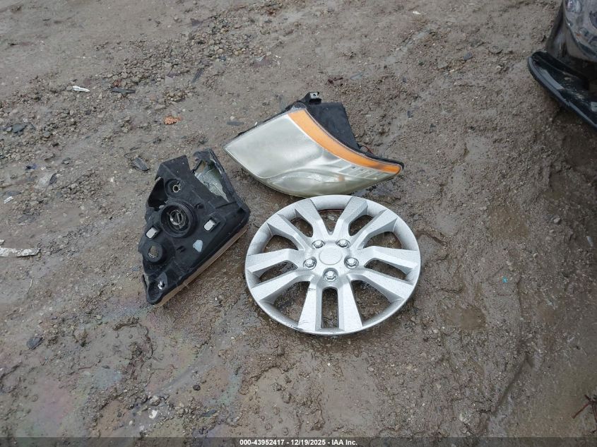 2011 Nissan Sentra 2.0S VIN: 3N1AB6AP4BL609940 Lot: 43952417