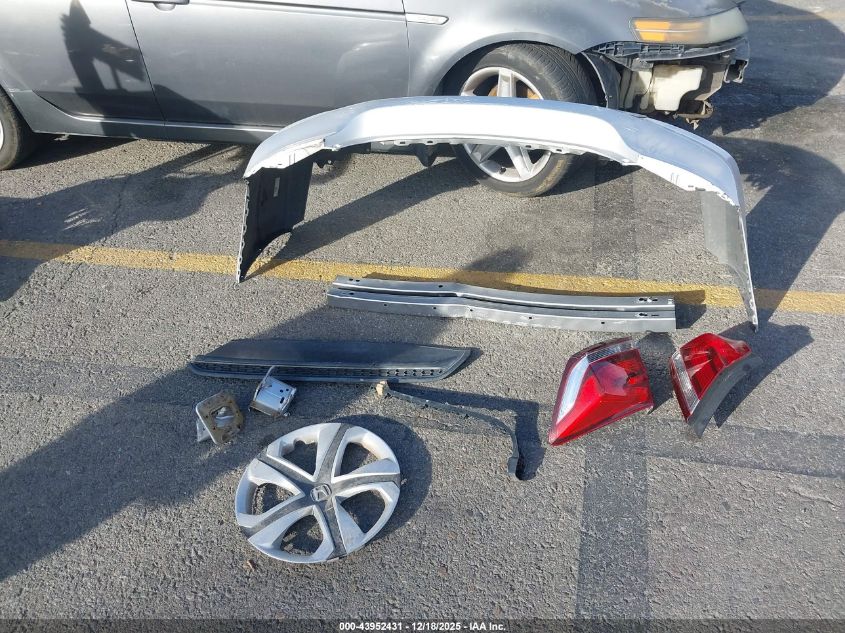 2015 Honda Civic Lx VIN: 2HGFB2F57FH518583 Lot: 43952431