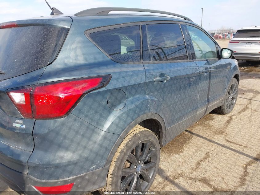 2019 Ford Escape Se VIN: 1FMCU9GD4KUA70073 Lot: 43952438