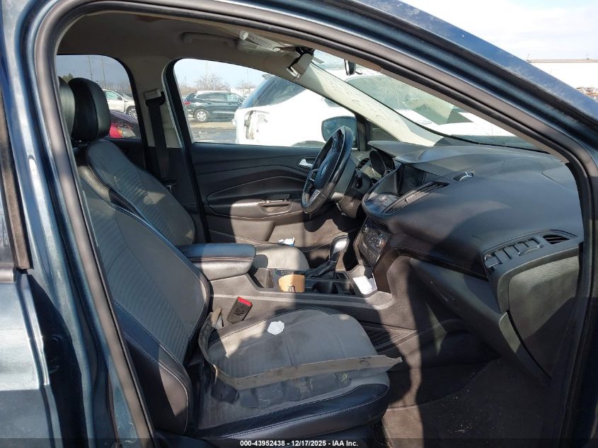 2019 Ford Escape Se VIN: 1FMCU9GD4KUA70073 Lot: 43952438