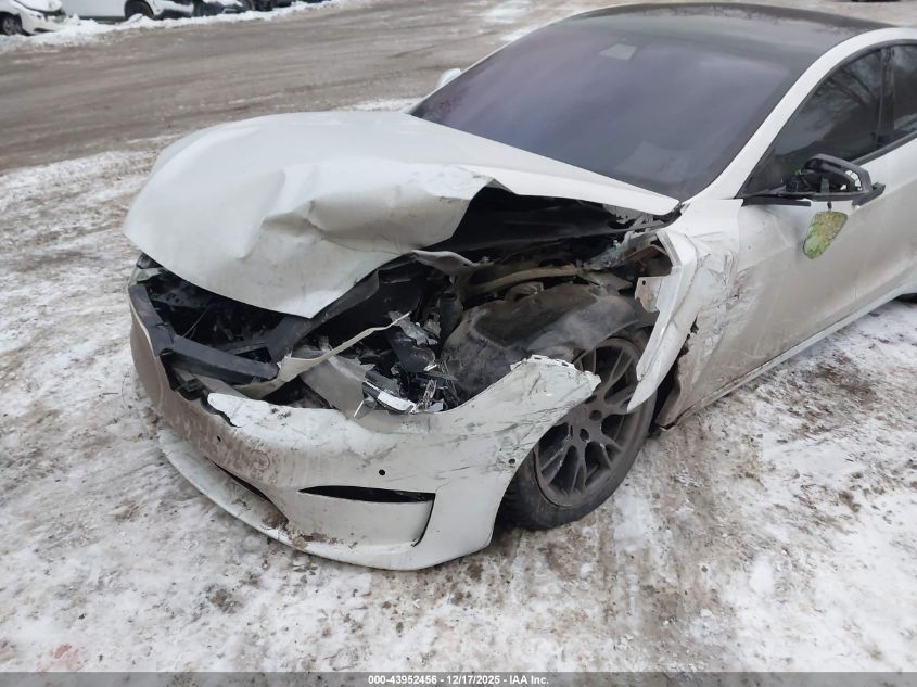 2021 Tesla Model S Plaid Tri Motor All-Wheel Drive VIN: 5YJSA1E61MF442723 Lot: 43952456