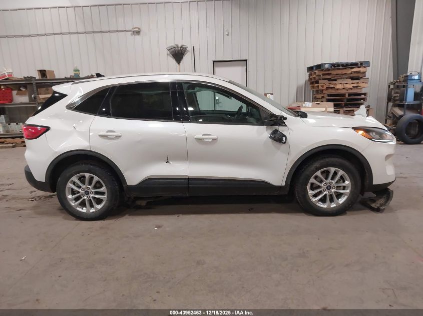 2020 Ford Escape Se VIN: 1FMCU9G64LUB05536 Lot: 43952463