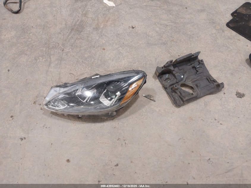 2020 Ford Escape Se VIN: 1FMCU9G64LUB05536 Lot: 43952463