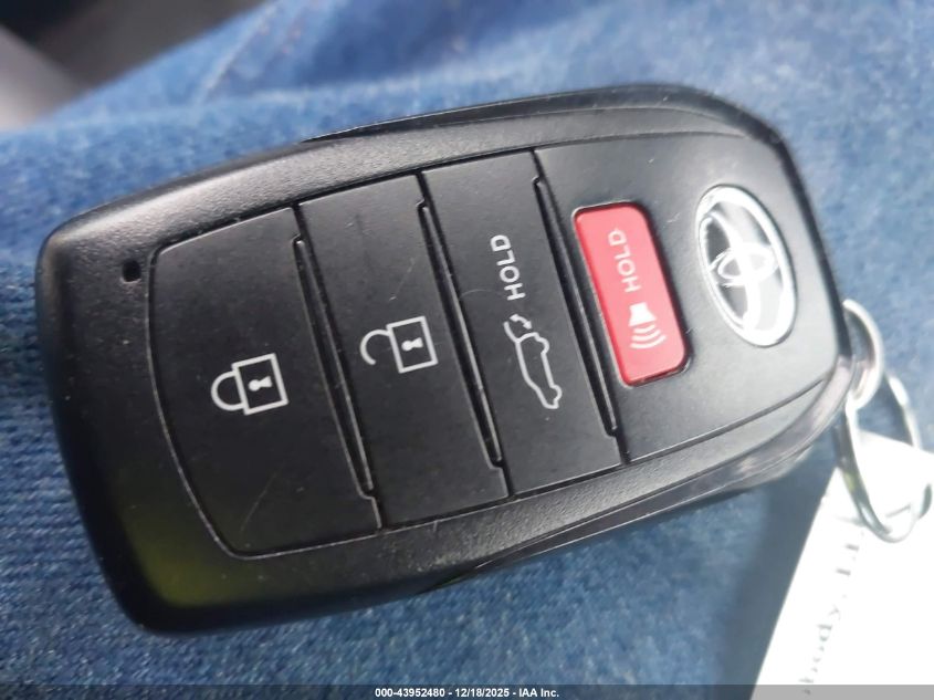 2023 Toyota Corolla Cross Hybrid Xse VIN: 7MUFBABG8PV002578 Lot: 43952480