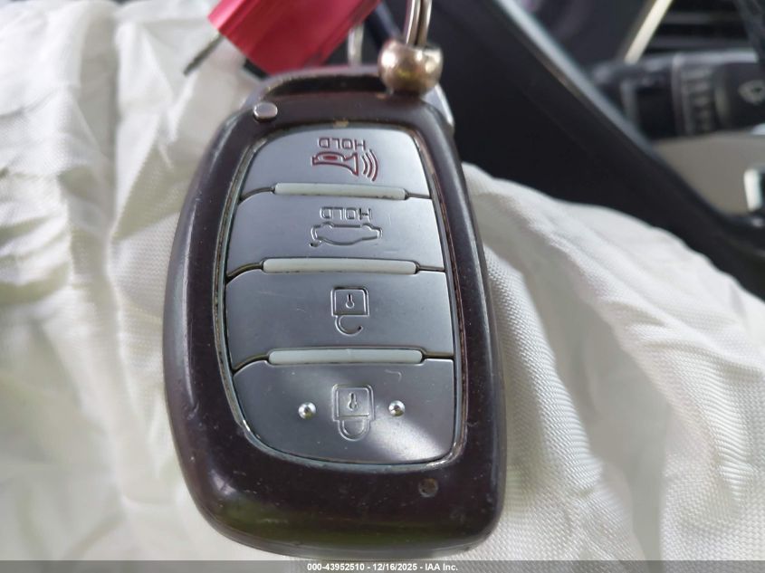 2017 Hyundai Sonata Sport VIN: 5NPE34AF7HH500243 Lot: 43952510