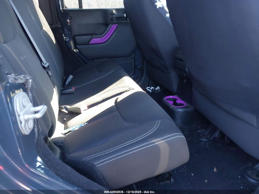 2017 Jeep Wrangler Unlimited Sahara 4X4 VIN: 1C4BJWEG5HL516945 Lot: 43952536