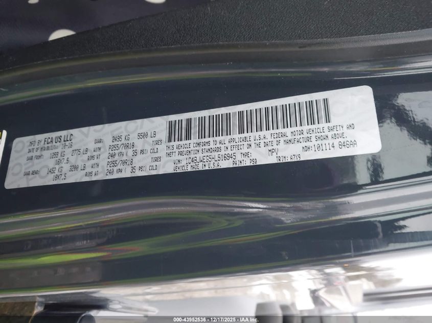 2017 Jeep Wrangler Unlimited Sahara 4X4 VIN: 1C4BJWEG5HL516945 Lot: 43952536