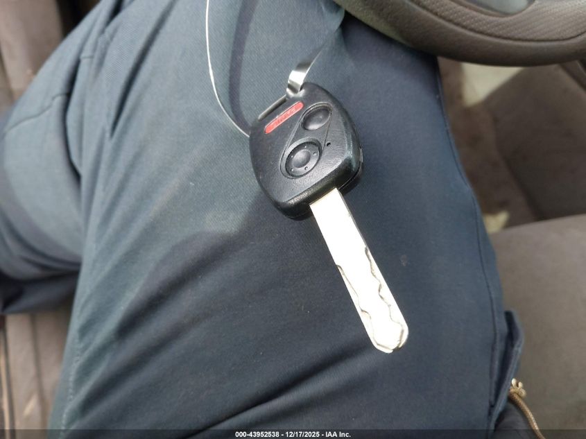 2008 Honda Civic Lx VIN: 1HGFA16518L098807 Lot: 43952538