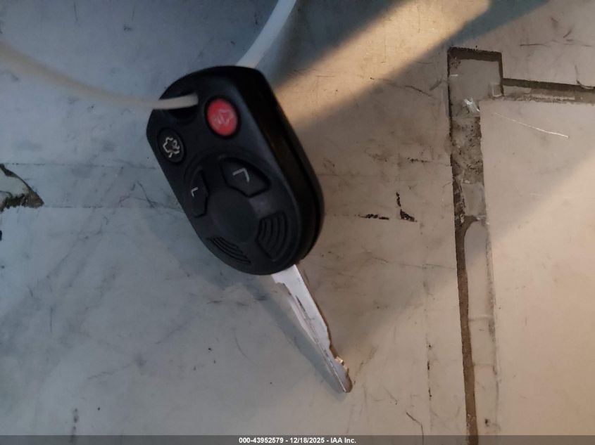 2008 Ford Escape Xlt VIN: 1FMCU03198KC33103 Lot: 43952579