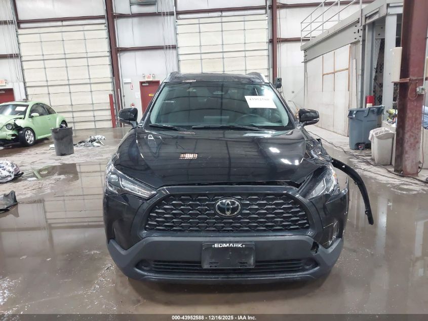 2024 Toyota Corolla Cross Le VIN: 7MUBAABG3RV098589 Lot: 43952588