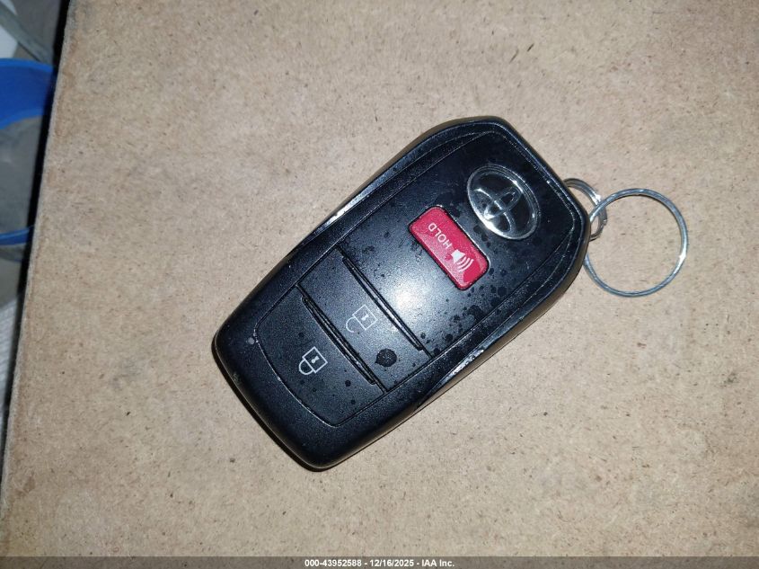 2024 Toyota Corolla Cross Le VIN: 7MUBAABG3RV098589 Lot: 43952588