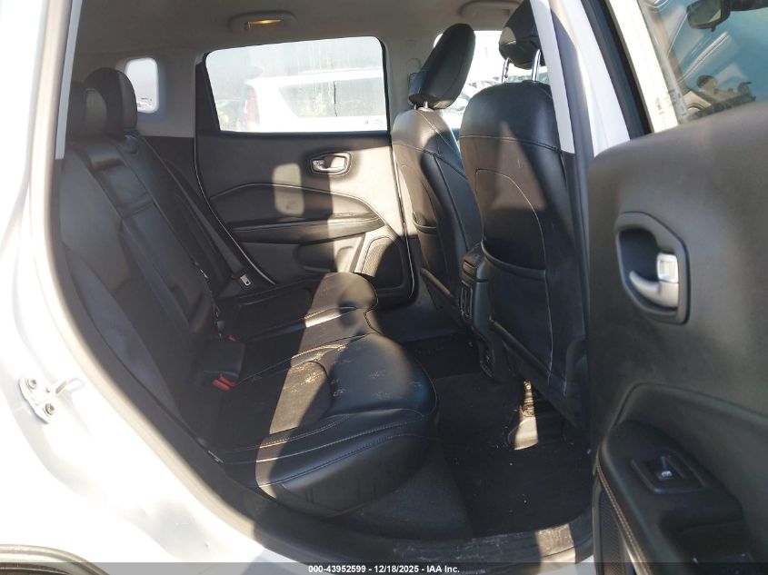 2017 Jeep New Compass Latitude 4X4 VIN: 3C4NJDBB0HT681431 Lot: 43952599