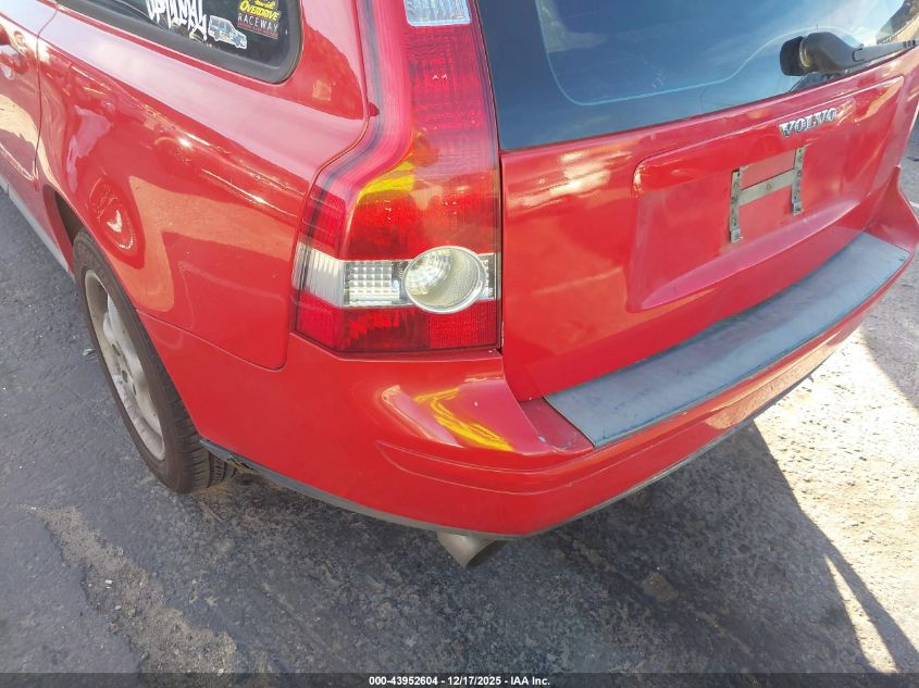 2005 Volvo V50 T5/T5 Awd VIN: YV1MJ682352102941 Lot: 43952604