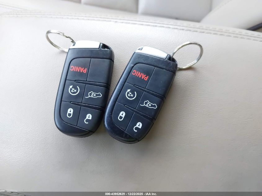 2020 Jeep Grand Cherokee Overland 4X4 VIN: 1C4RJFCG3LC331903 Lot: 43952629