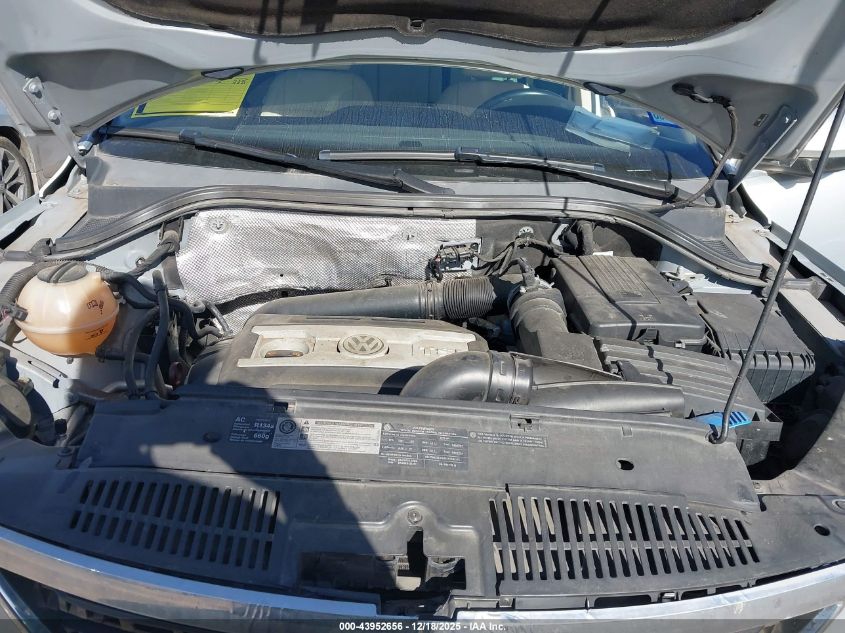 2011 Volkswagen Tiguan Sel VIN: WVGBV7AX5BW524934 Lot: 43952656