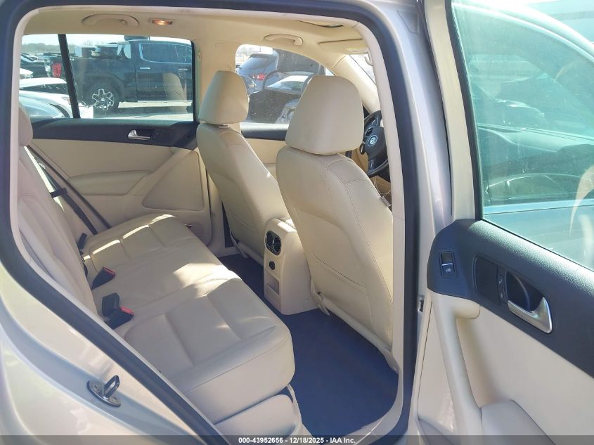 2011 Volkswagen Tiguan Sel VIN: WVGBV7AX5BW524934 Lot: 43952656