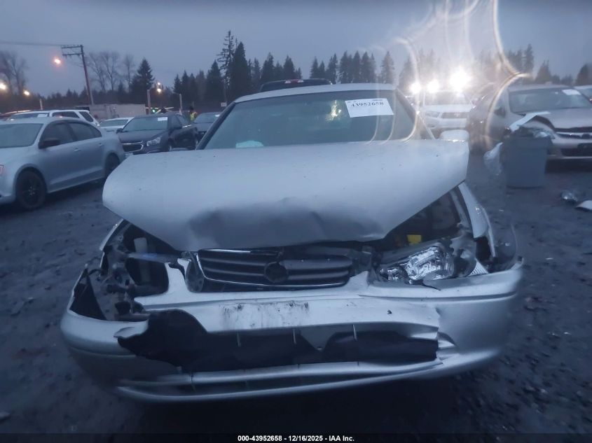 2001 Toyota Camry Le VIN: 4T1BG22K61U102665 Lot: 43952658