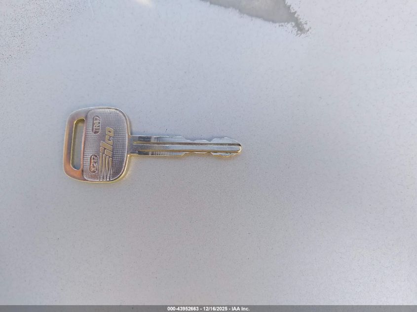 1998 Toyota Corolla Le VIN: 1NXBR18E4WZ071316 Lot: 43952663