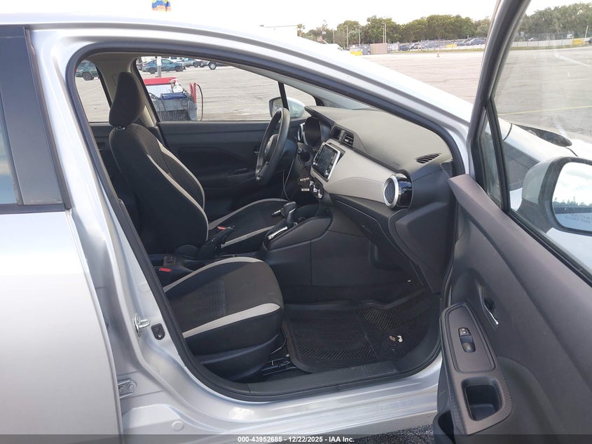 2021 Nissan Versa Sv Xtronic Cvt