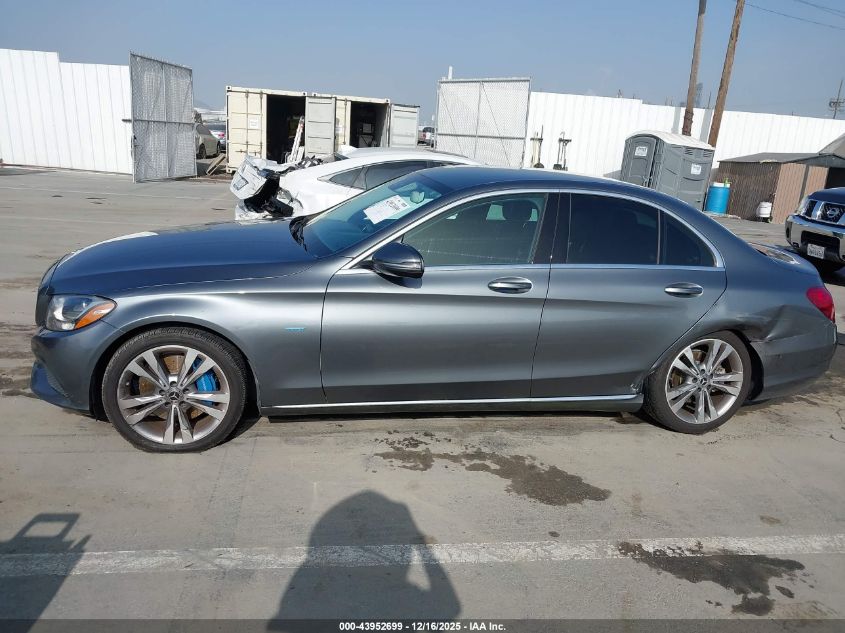 2017 Mercedes-Benz C 350E VIN: 55SWF4HB7HU223637 Lot: 43952699