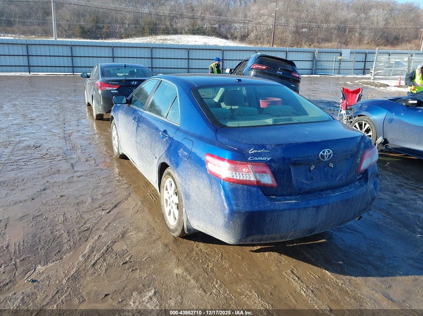 2011 Toyota Camry Le