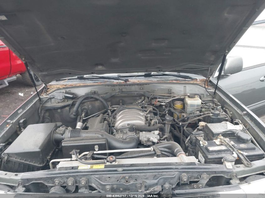 2001 Toyota Land Cruiser VIN: JTEHT05J412011838 Lot: 43952717