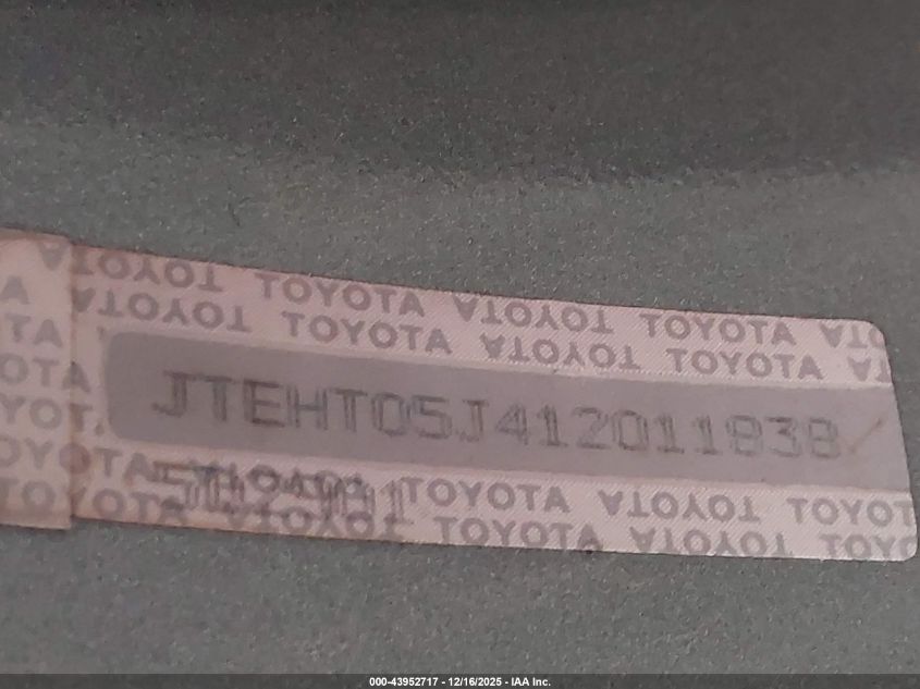 2001 Toyota Land Cruiser VIN: JTEHT05J412011838 Lot: 43952717