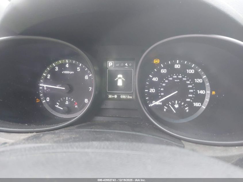 2017 Hyundai Santa Fe Sport 2.4L VIN: 5NMZTDLB4HH029032 Lot: 43952743