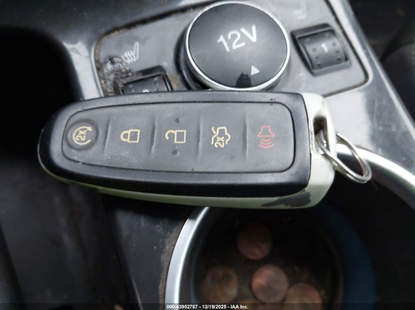 2016 Ford Escape Titanium VIN: 1FMCU9J9XGUA48817 Lot: 43952787