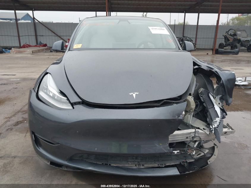 2022 Tesla Model Y Long Range Dual Motor All-Wheel Drive VIN: 7SAYGDEE8NF417890 Lot: 43952804